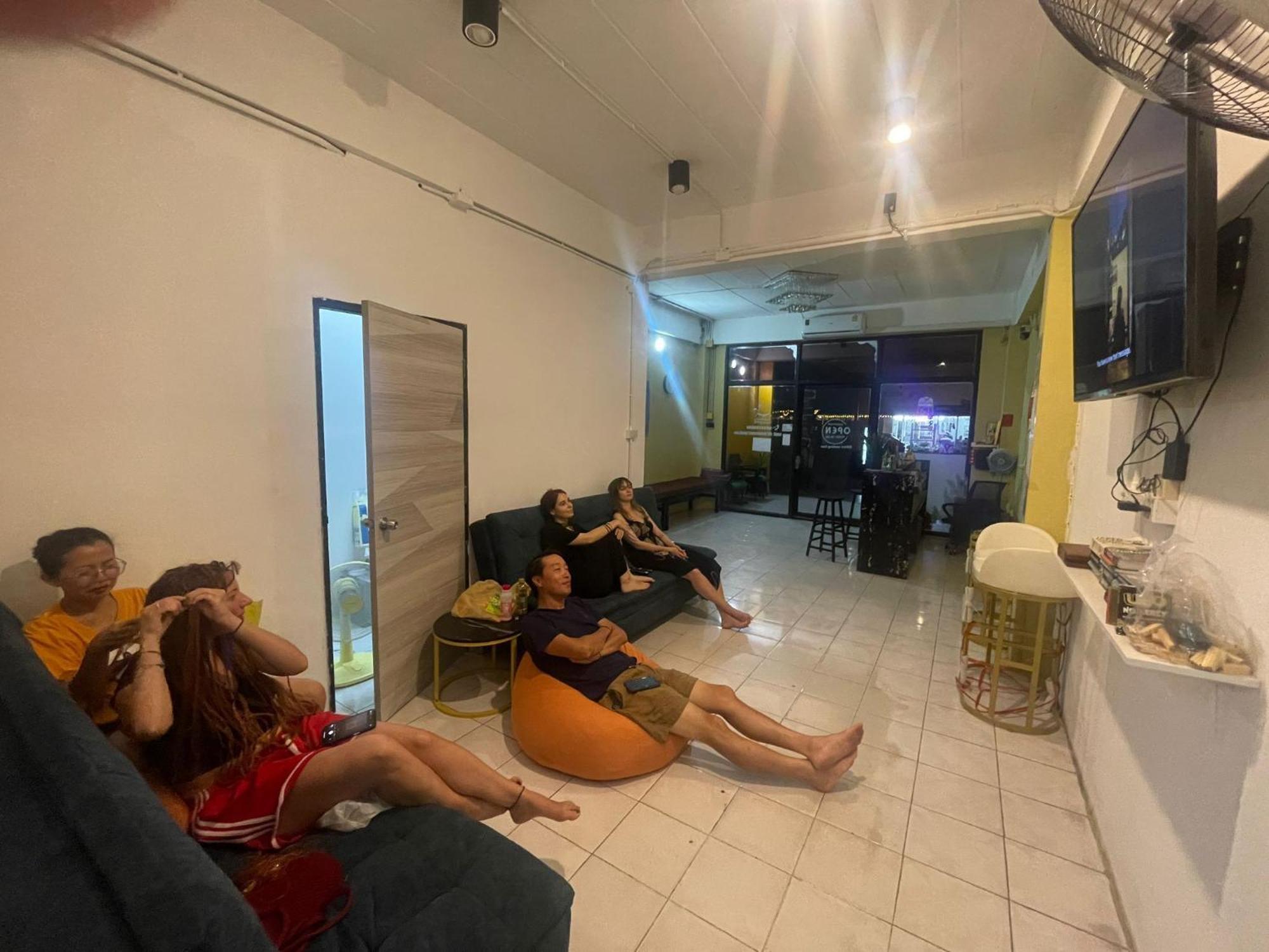 Dk1Hostel Chaweng  Bagian luar foto