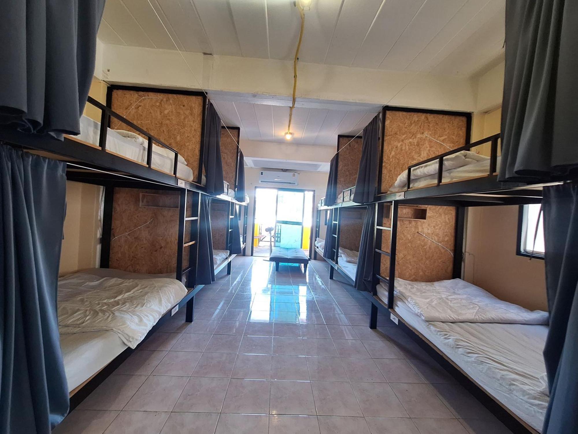 Dk1Hostel Chaweng  Bagian luar foto